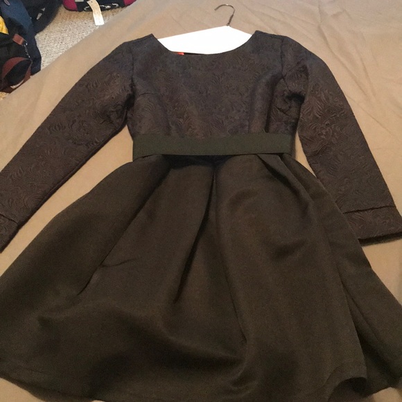 Fashion shop dress - Picture 1 of 5